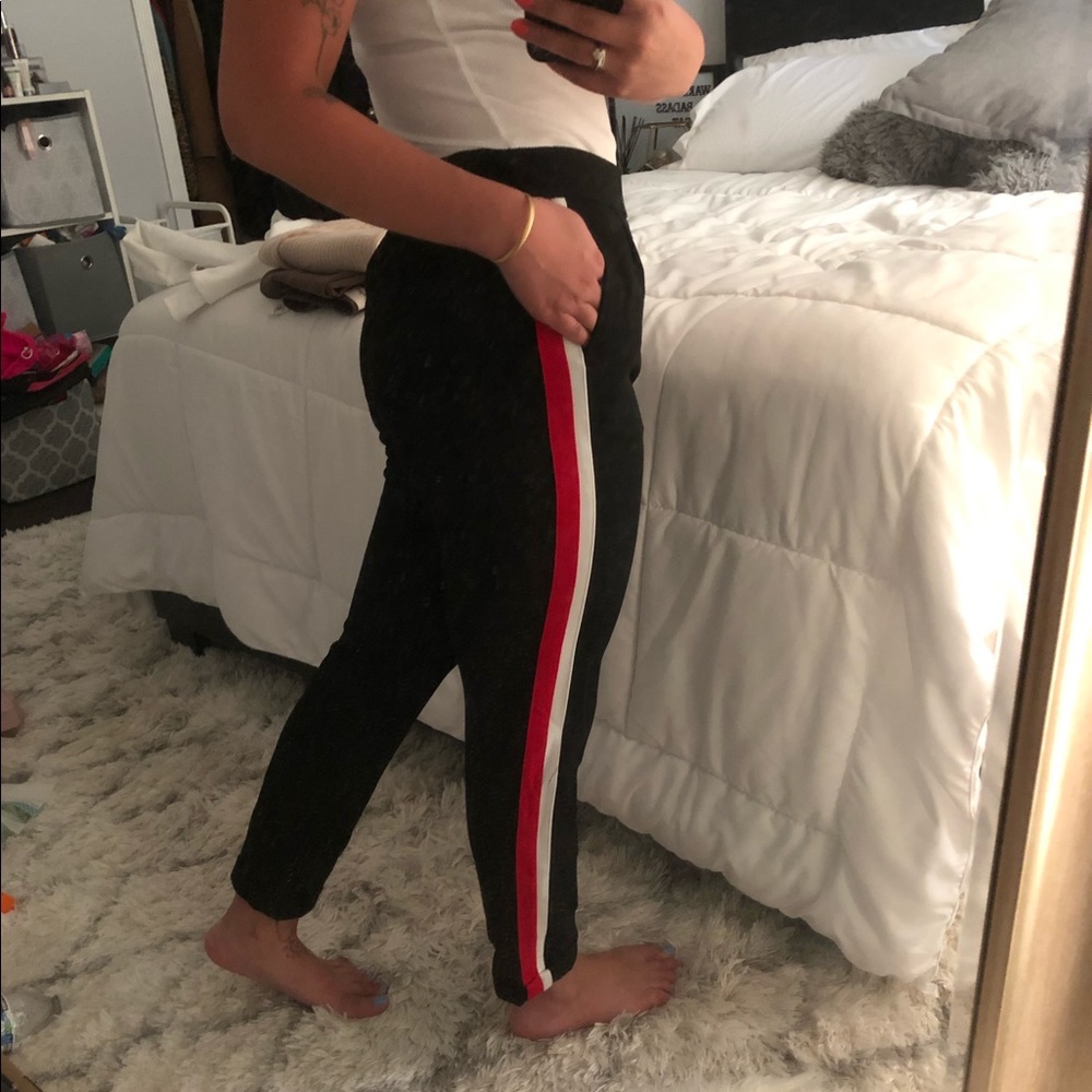 ZARA JOGGERS